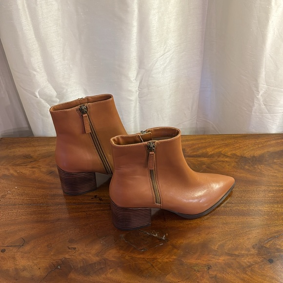 NEW! Linda Paola Women Sadie Boots Block Heel Pointy Toe Cognac Brown Booties - Picture 3 of 5